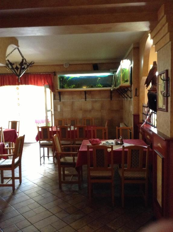 Hotel Fonix Fogado Lenti Esterno foto